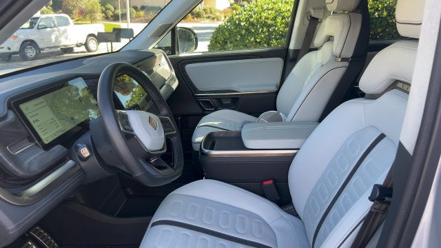 2023 Rivian R1T Adventure