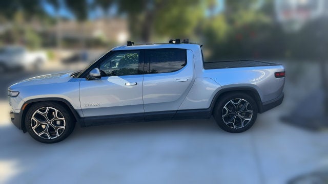 2023 Rivian R1T Adventure