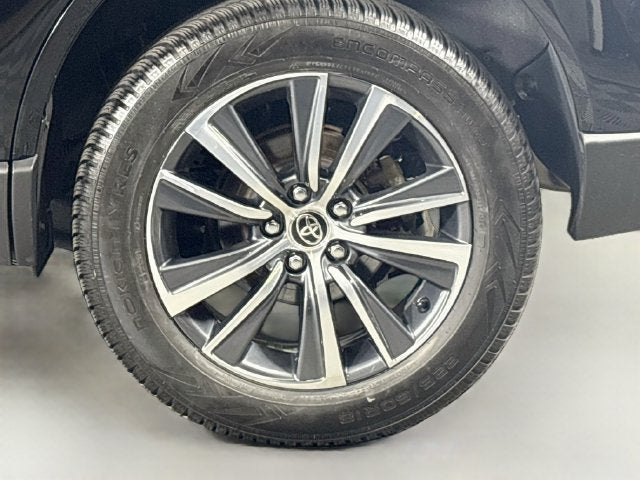 2022 Toyota Venza LE