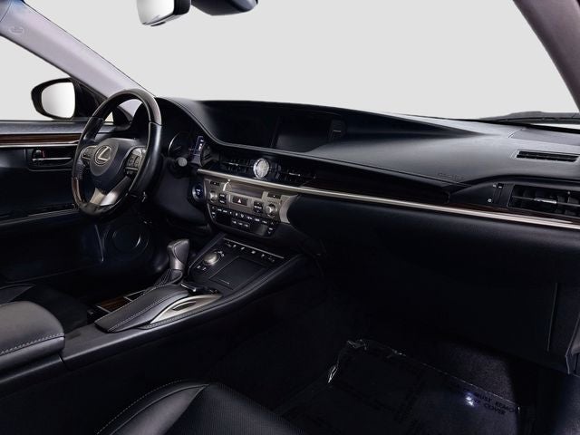 2017 Lexus ES 300h