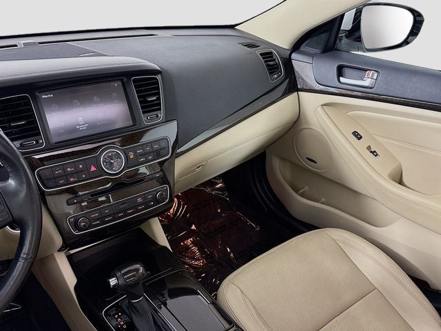 2016 Kia Cadenza Premium