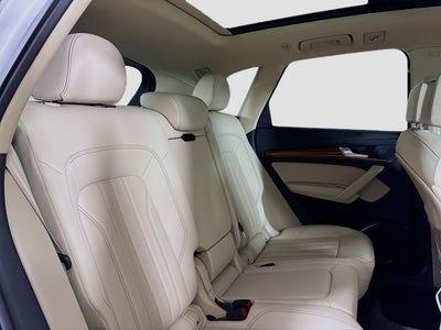 2023 Audi Q5 40 Premium quattro