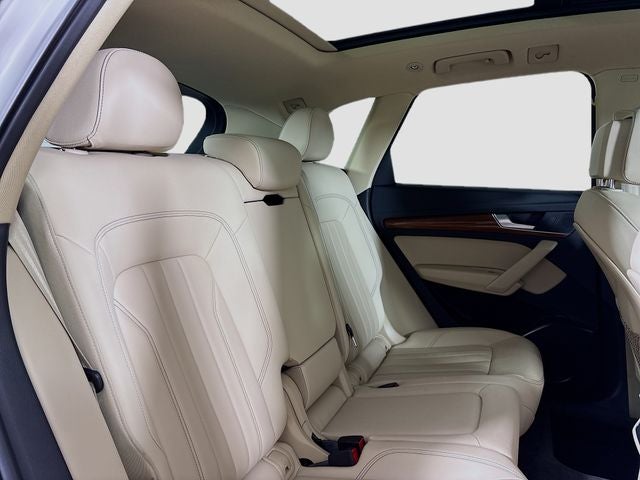 2023 Audi Q5 40 Premium quattro