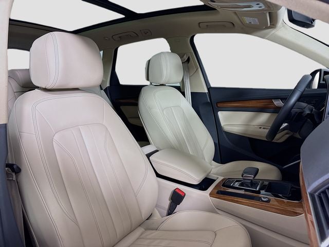 2023 Audi Q5 40 Premium quattro