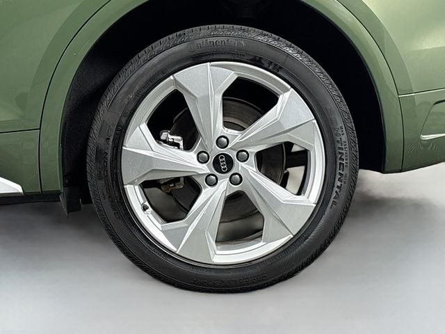 2022 Audi Q5 45 S line Premium Plus quattro