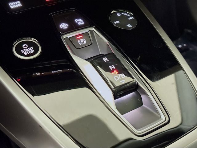 2024 Audi Q4 e-tron Prestige quattro