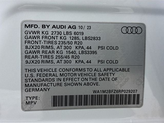 2024 Audi Q4 e-tron Prestige quattro