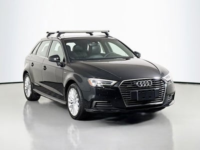 2018 Audi A3 e-tron 1.4t premium plus premium plus
