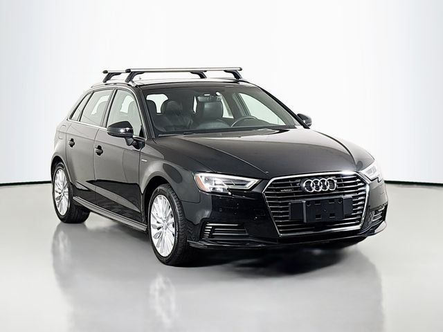 2018 Audi A3 e-tron 1.4t premium plus premium plus