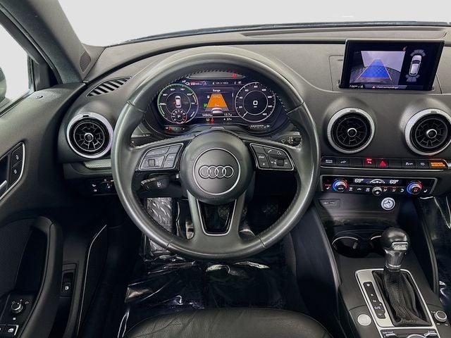 2018 Audi A3 e-tron 1.4t premium plus premium plus