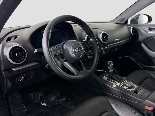 2018 Audi A3 e-tron 1.4t premium plus premium plus