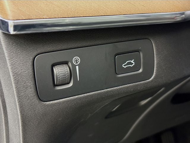 2016 Volvo XC90 T6 Inscription