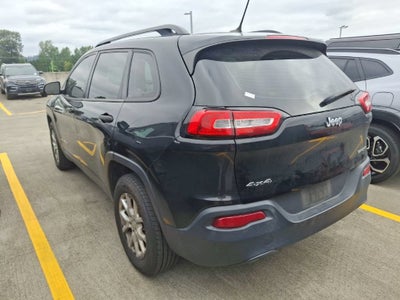 2015 Jeep Cherokee Sport