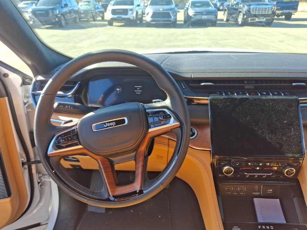 2025 Jeep Grand Cherokee L Summit Reserve 4x4