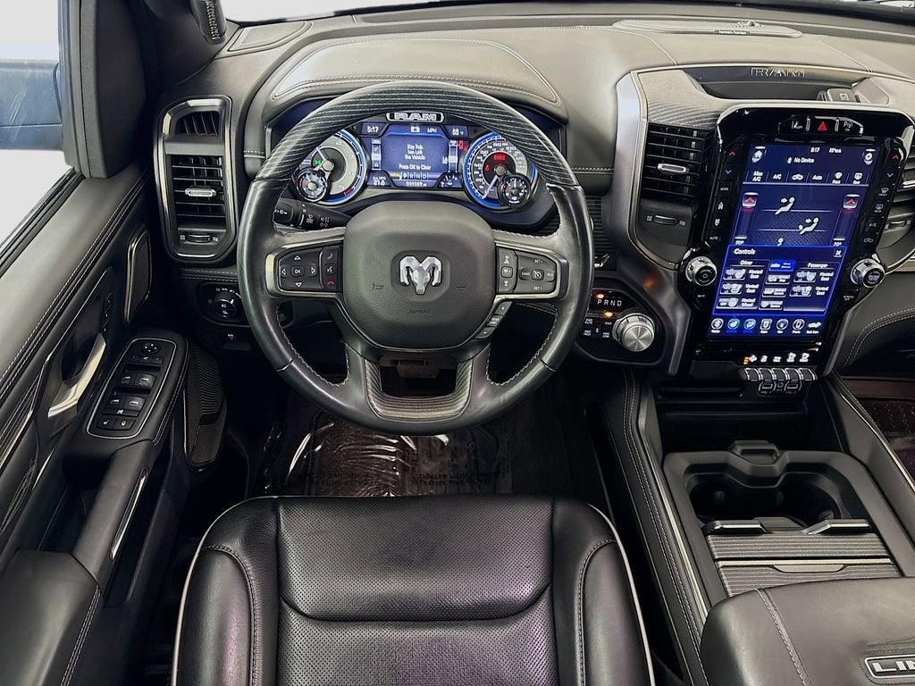 2021 RAM 1500 Limited Crew Cab 4x4 5'7" Box