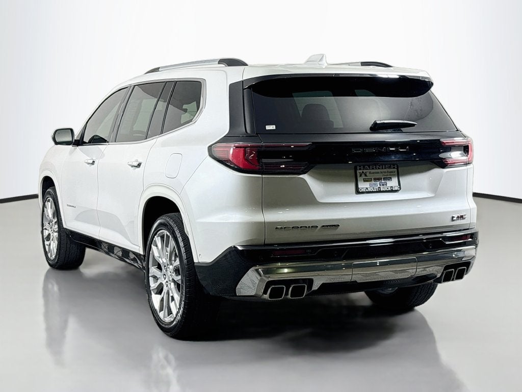 2024 GMC Acadia Denali