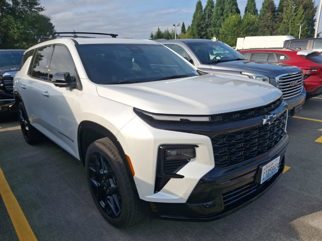 2025 Chevrolet Traverse RS