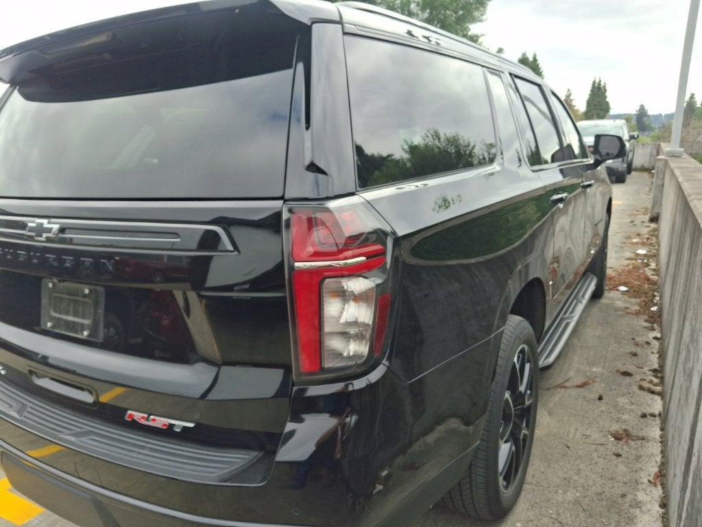 2024 Chevrolet Suburban RST