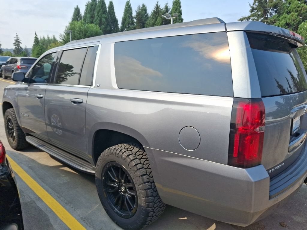 2020 Chevrolet Suburban LT