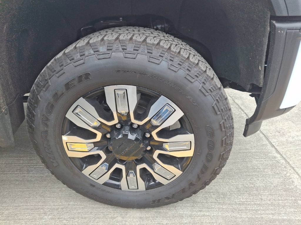 2024 GMC Sierra 3500 HD Denali