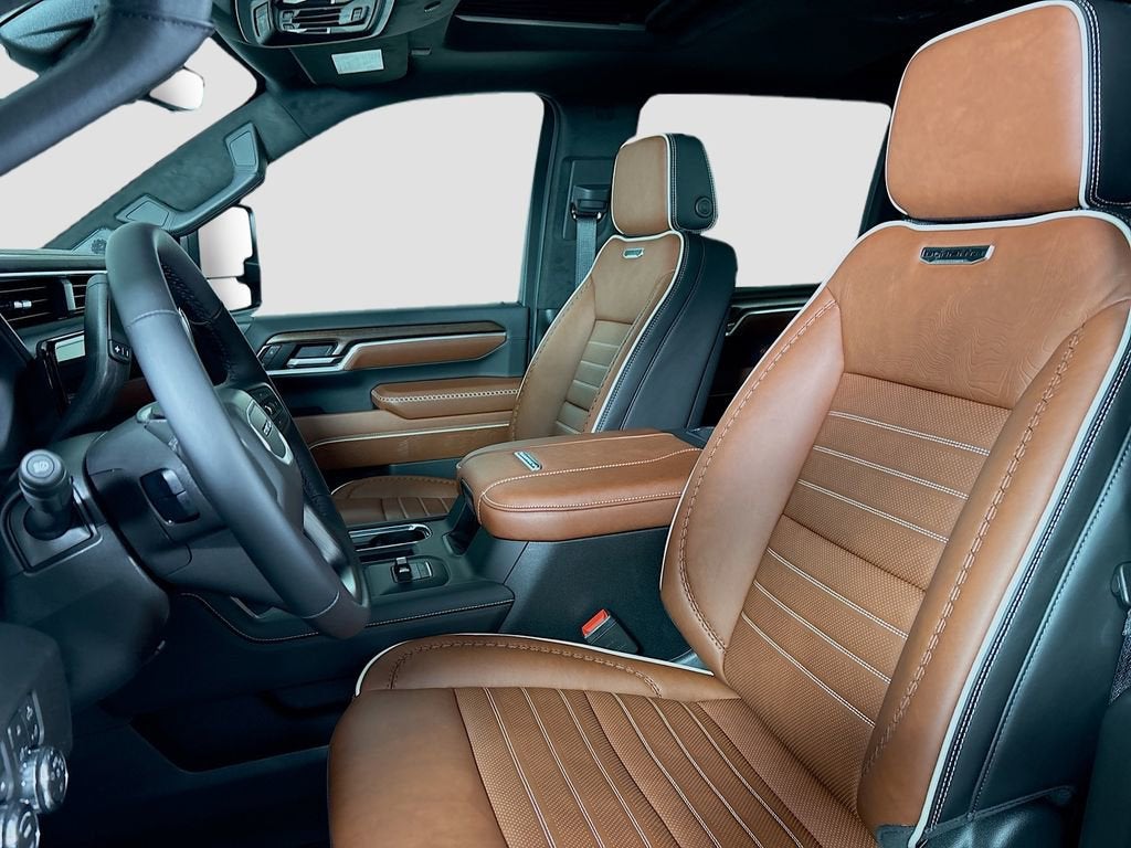 2026 GMC Sierra 3500 HD Denali Ultimate DRW