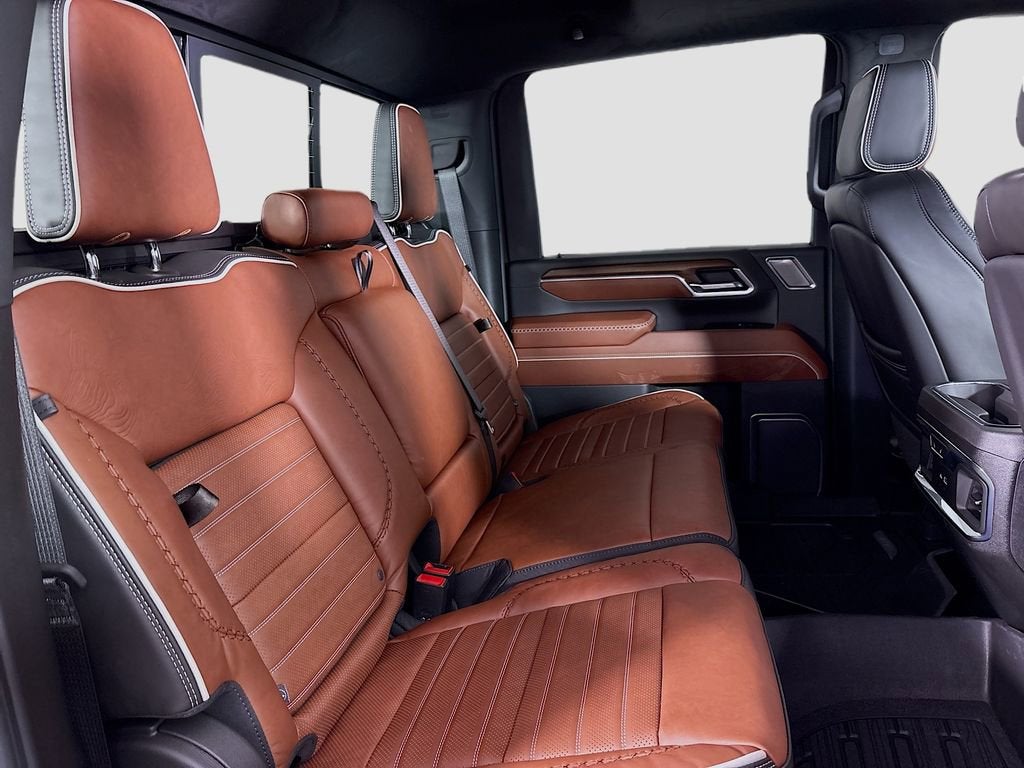 2026 GMC Sierra 3500 HD Denali Ultimate DRW