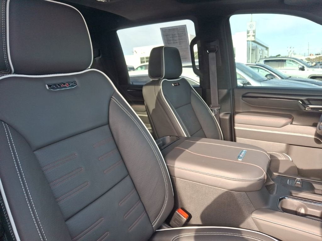 2025 GMC Sierra 2500 HD AT4X