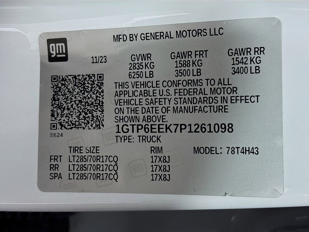 2023 GMC Canyon AT4X