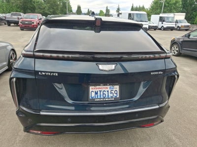 2024 Cadillac LYRIQ Luxury 2