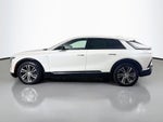 2024 Cadillac LYRIQ Luxury 2