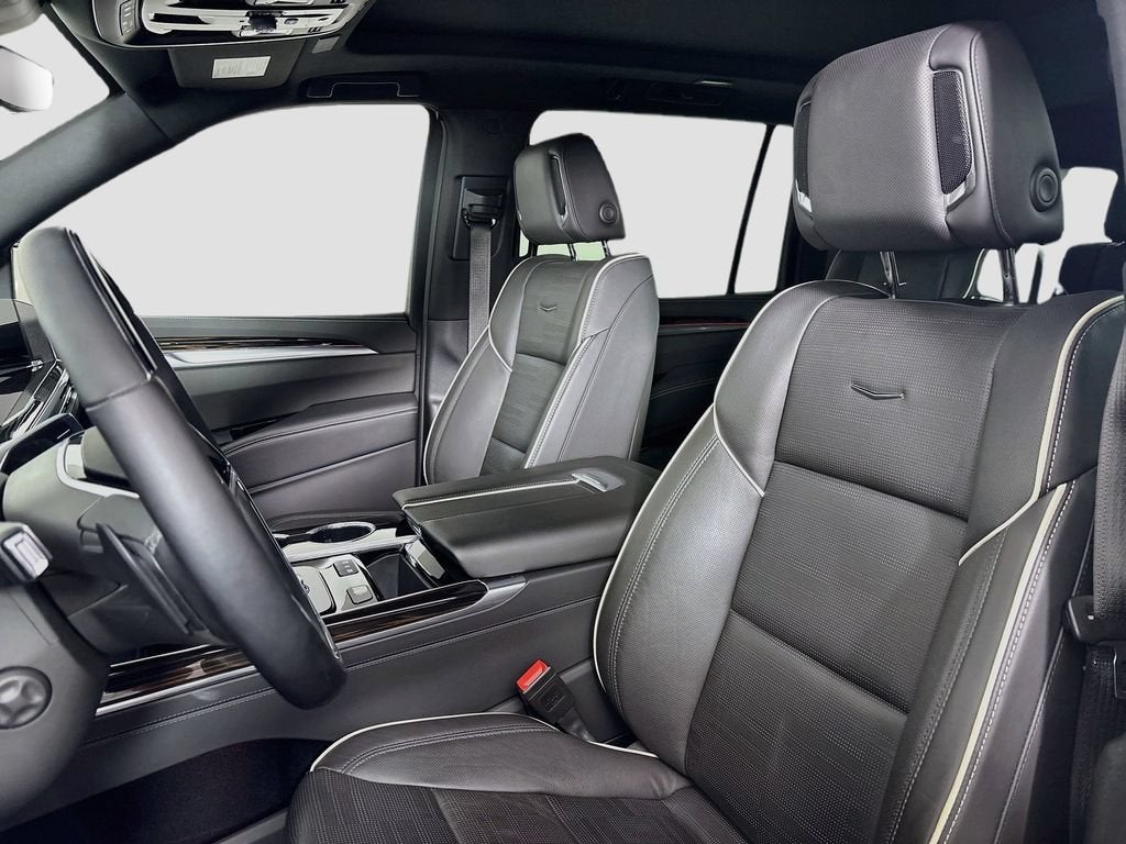 2025 Cadillac Escalade ESV Premium Luxury