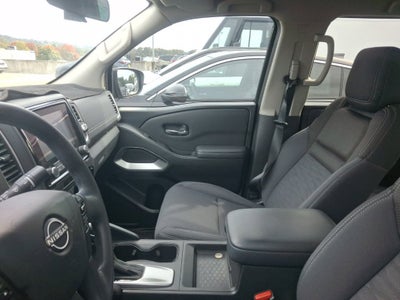 2023 Nissan Frontier Crew Cab SV 4x2