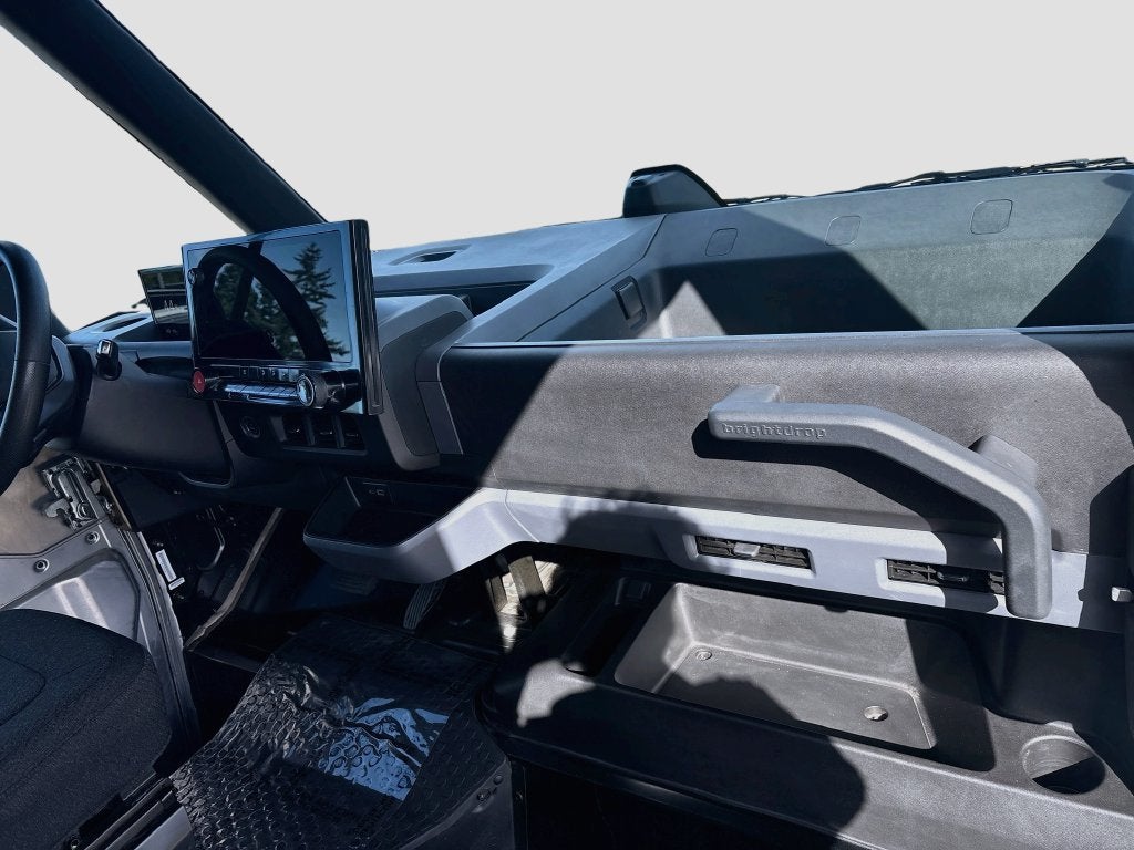 2024 BrightDrop Zevo 600 EJY