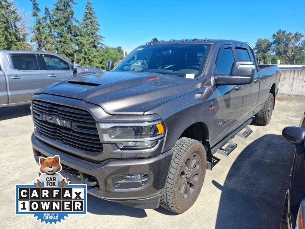 2024 RAM 3500 Laramie Crew Cab 4x4 8' Box