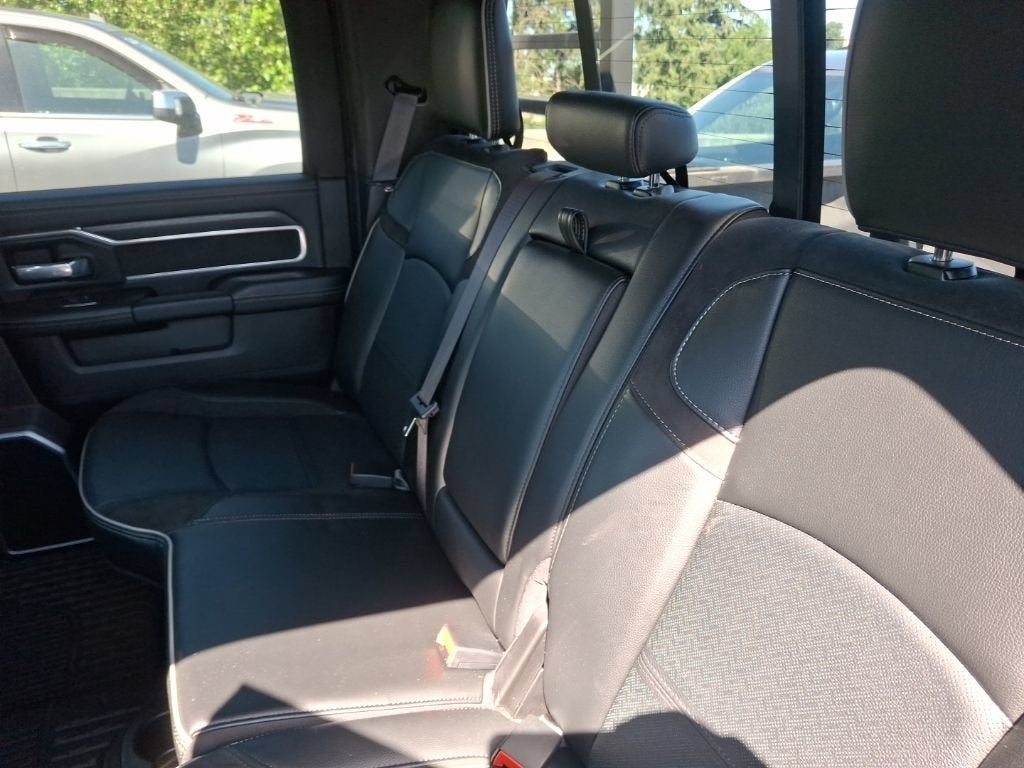 2024 RAM 3500 Laramie Crew Cab 4x4 8' Box