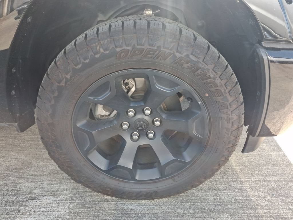 2025 RAM 1500 Big Horn Crew Cab 4x4 5'7" Box