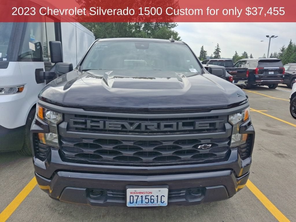 2023 Chevrolet Silverado 1500 Custom