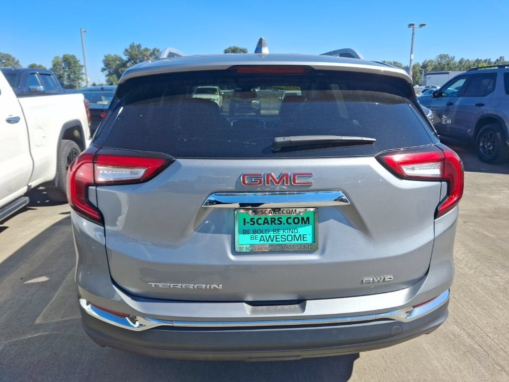 2024 GMC Terrain SLT