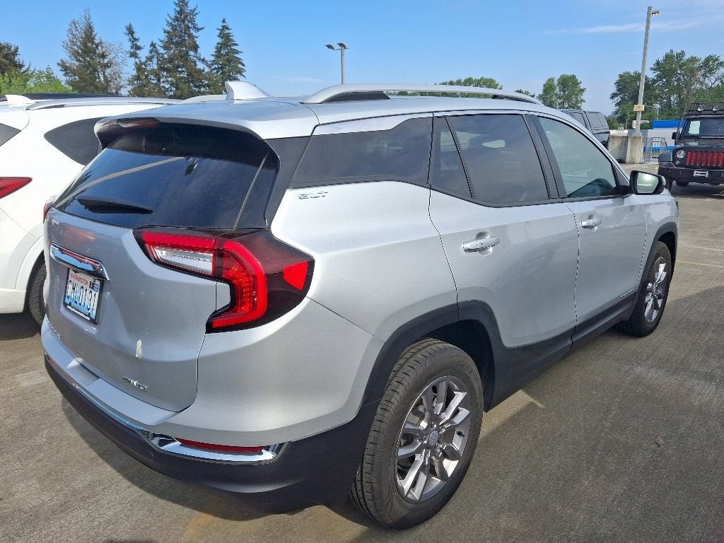 2022 GMC Terrain SLT
