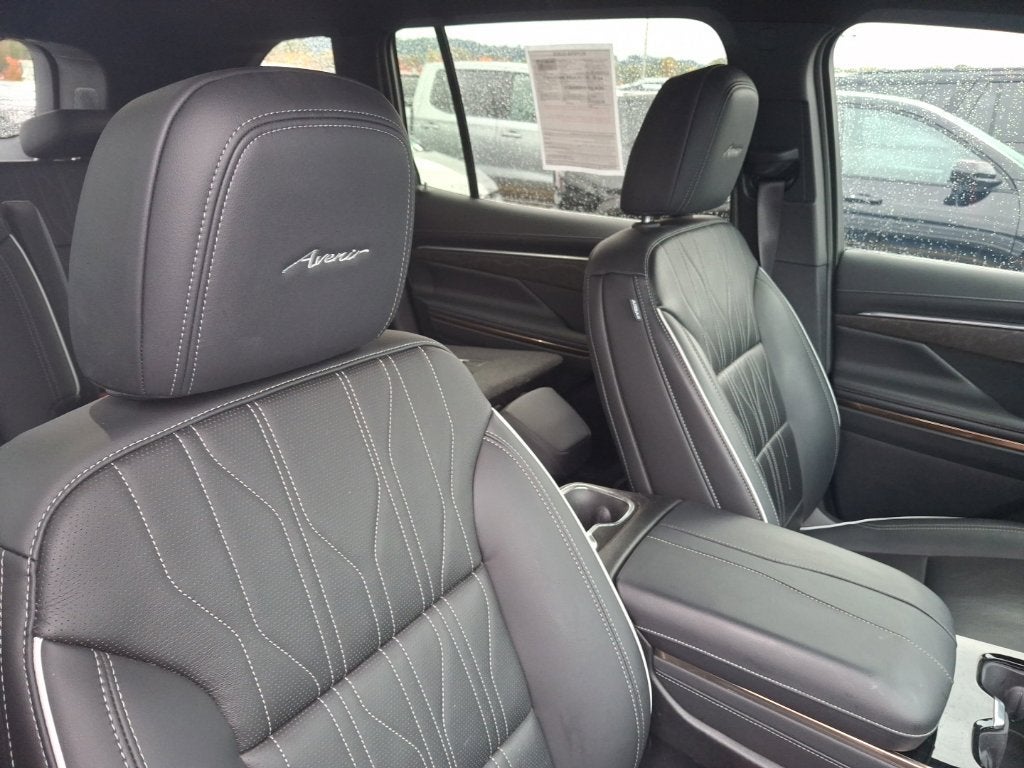 2025 Buick Enclave Avenir
