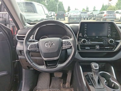 2022 Toyota Highlander Limited