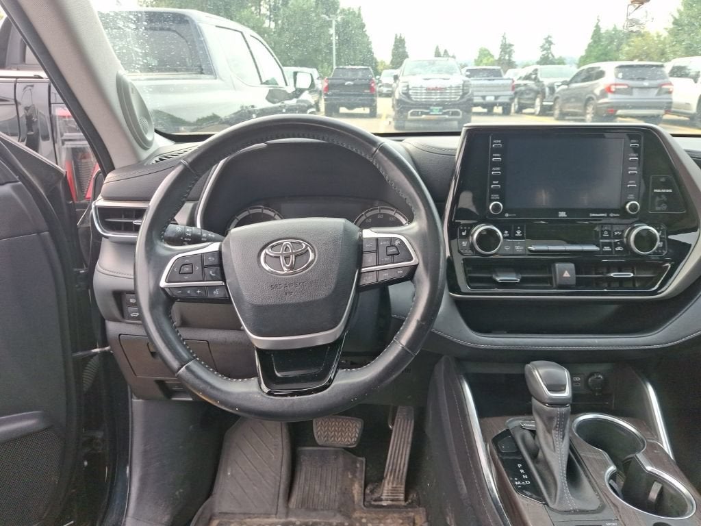 2022 Toyota Highlander Limited