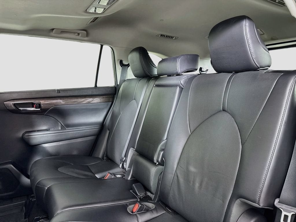 2022 Toyota Highlander Limited