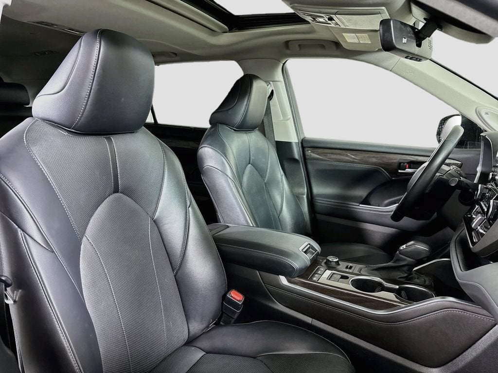 2022 Toyota Highlander Limited