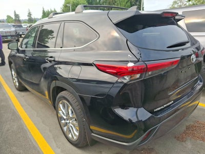 2022 Toyota Highlander Limited