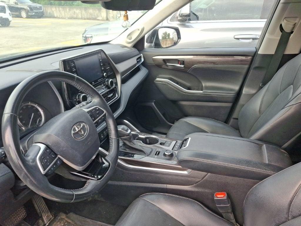 2022 Toyota Highlander Limited