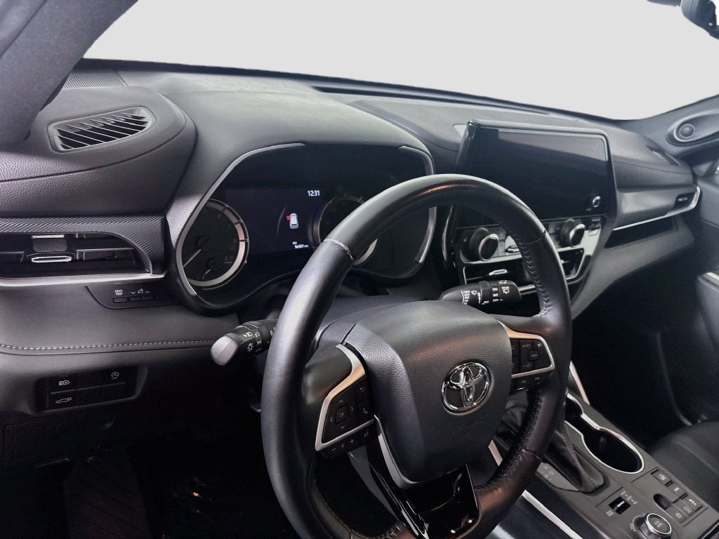 2023 Toyota Highlander XSE