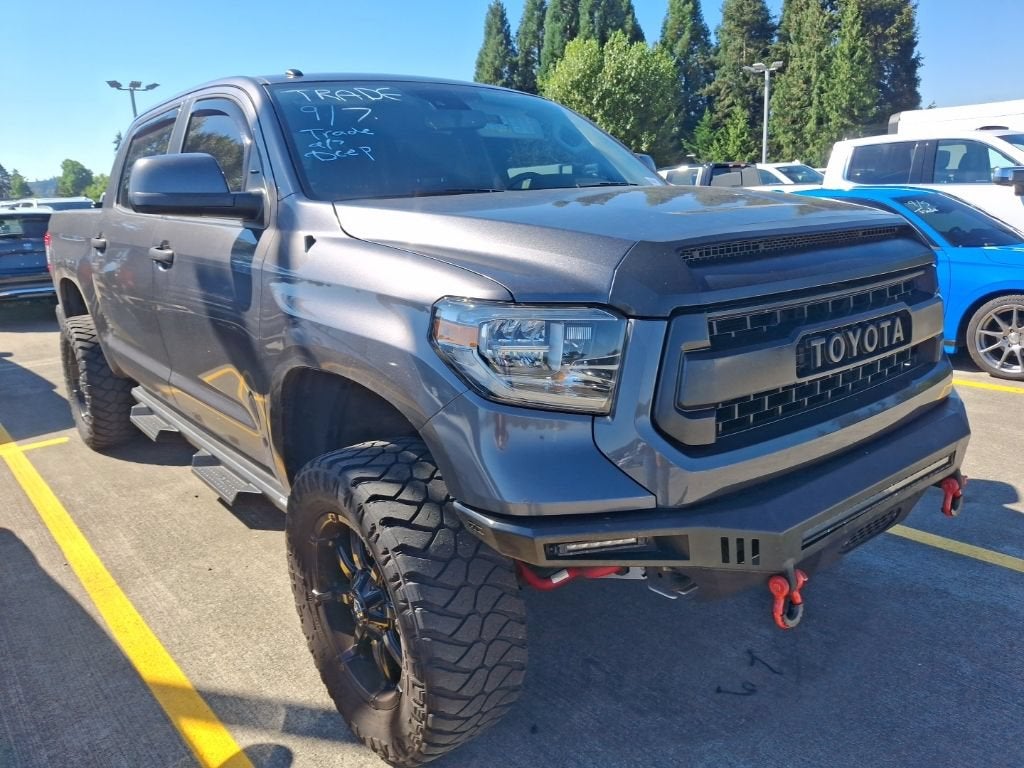 2018 Toyota Tundra SR5 5.7L V8