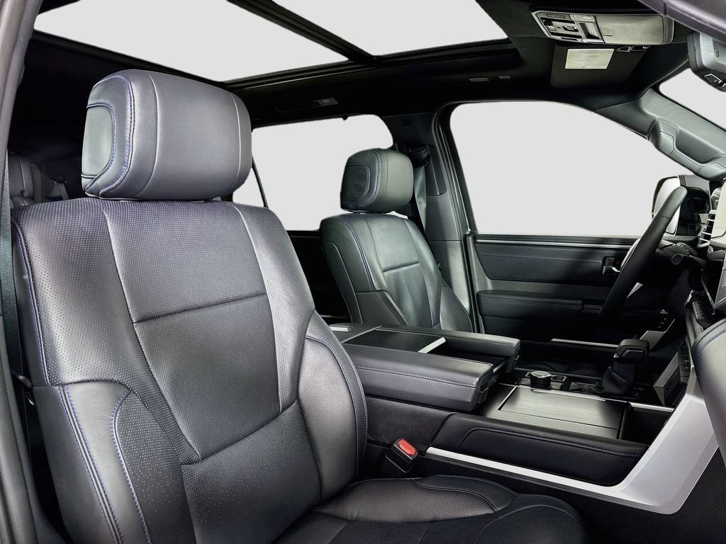 2025 Toyota Sequoia SR5