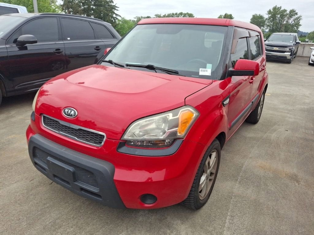 2011 Kia Soul +